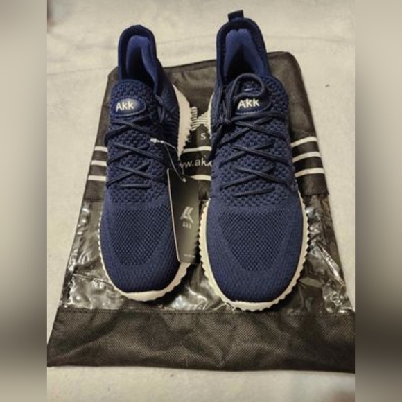 NWT Womens Sz 8.5 Akk Navy Mesh with White Soles Breathable Walking Shoes - Picture 1 of 6